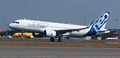Airbus A320neo landing 02.jpg